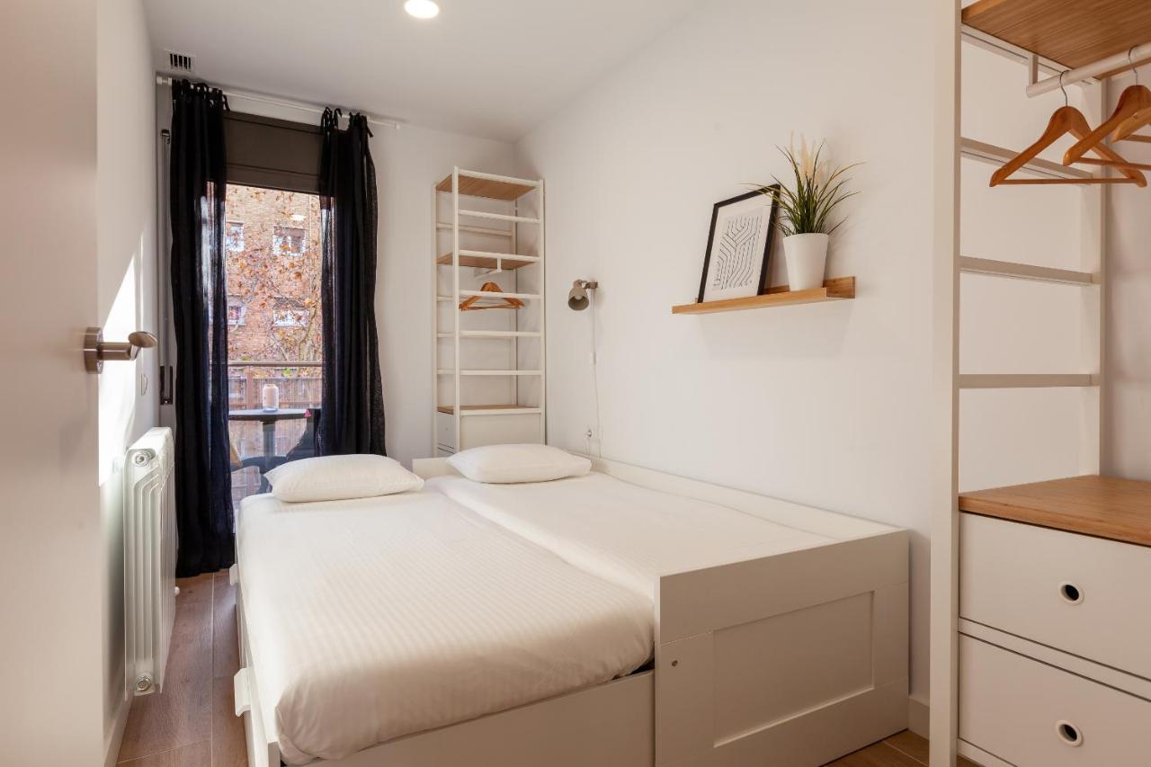 Mediterranean Barcelona Apartments Ngoại thất bức ảnh