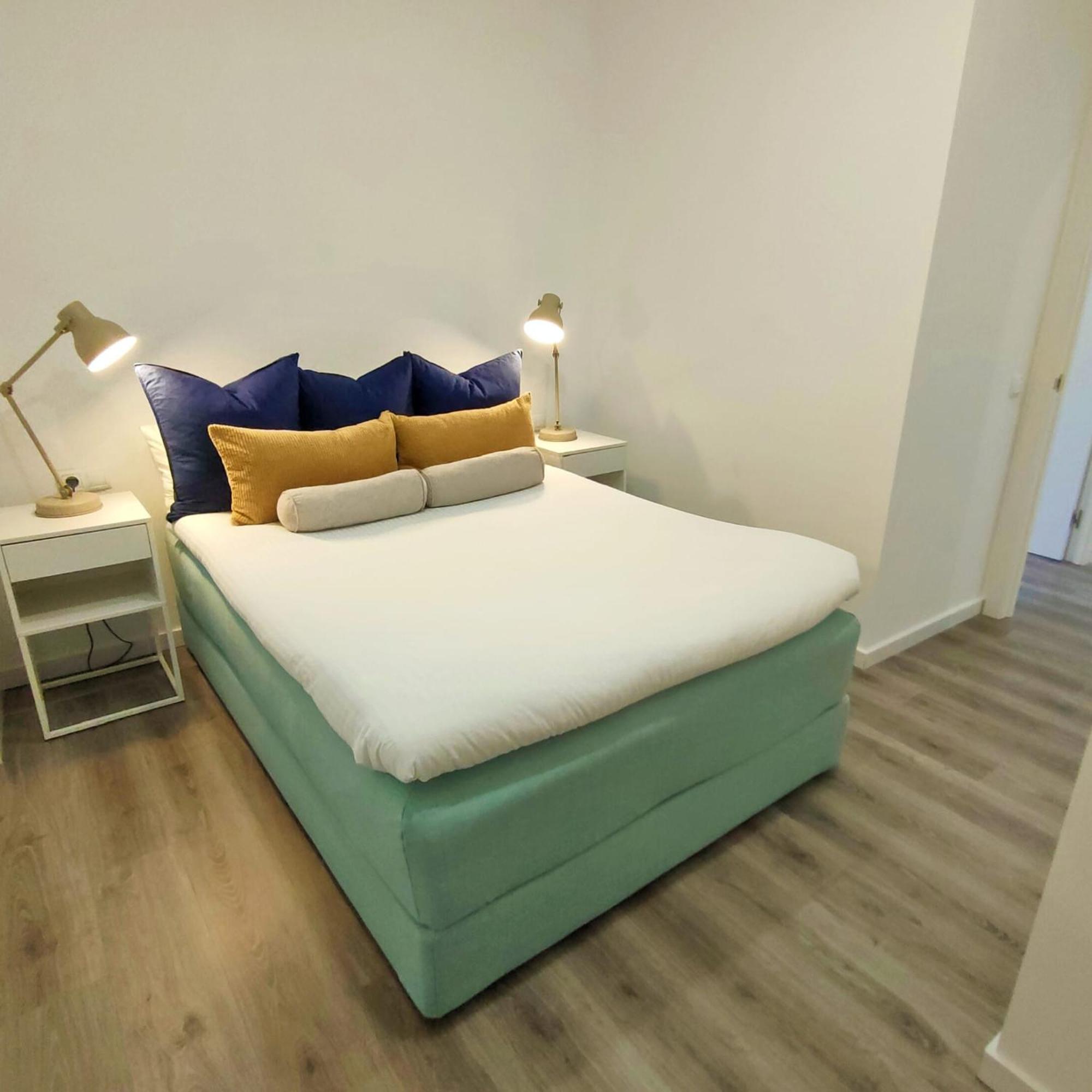 Mediterranean Barcelona Apartments Ngoại thất bức ảnh