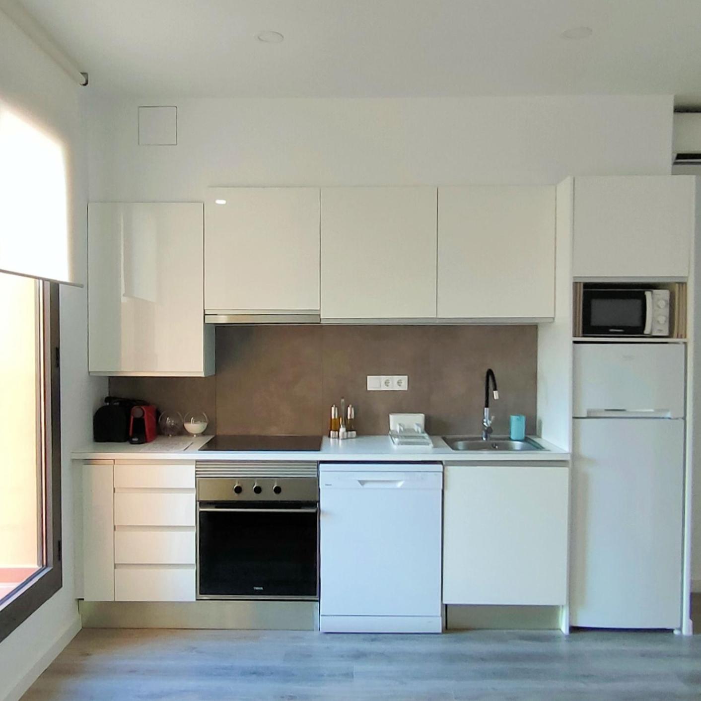 Mediterranean Barcelona Apartments Ngoại thất bức ảnh