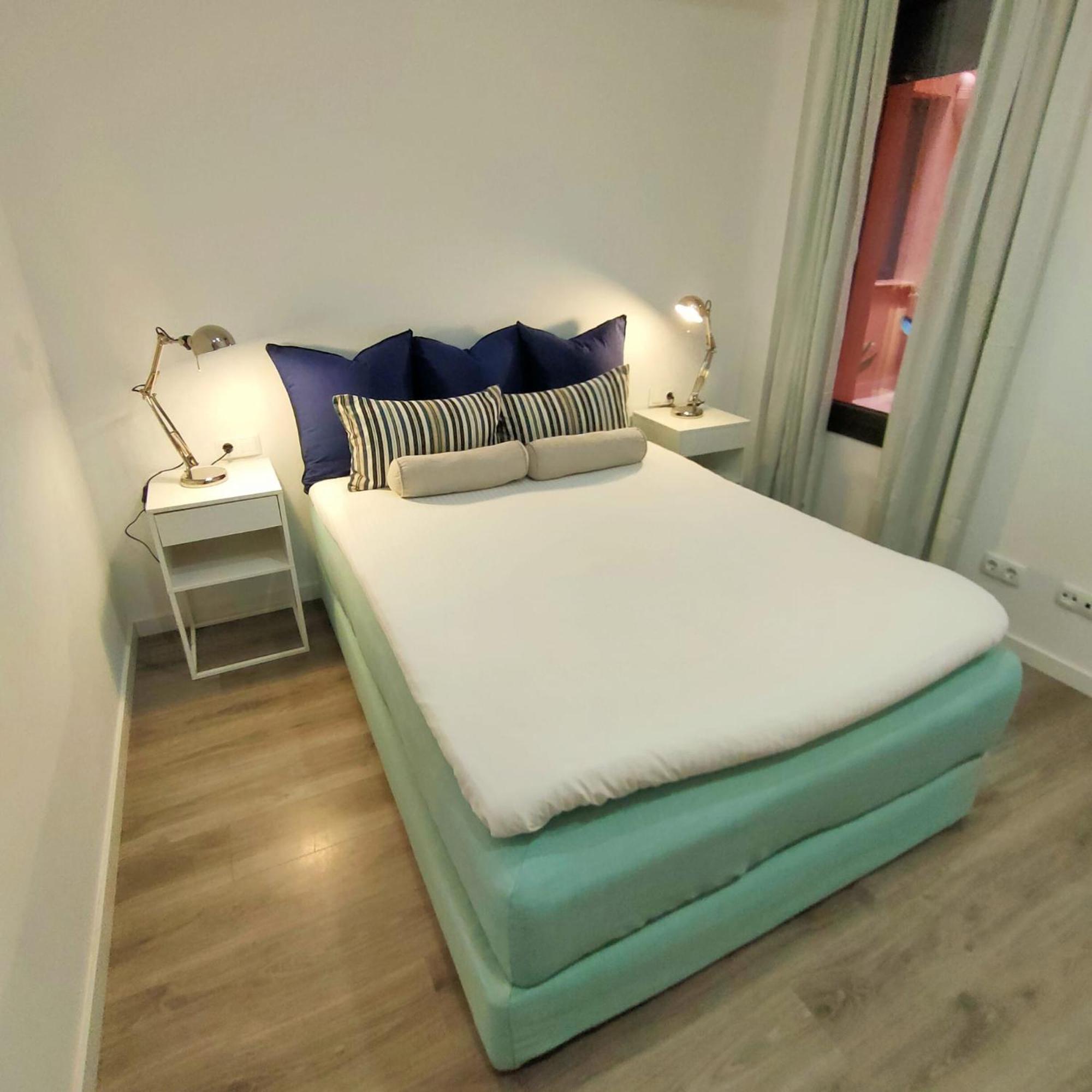 Mediterranean Barcelona Apartments Ngoại thất bức ảnh