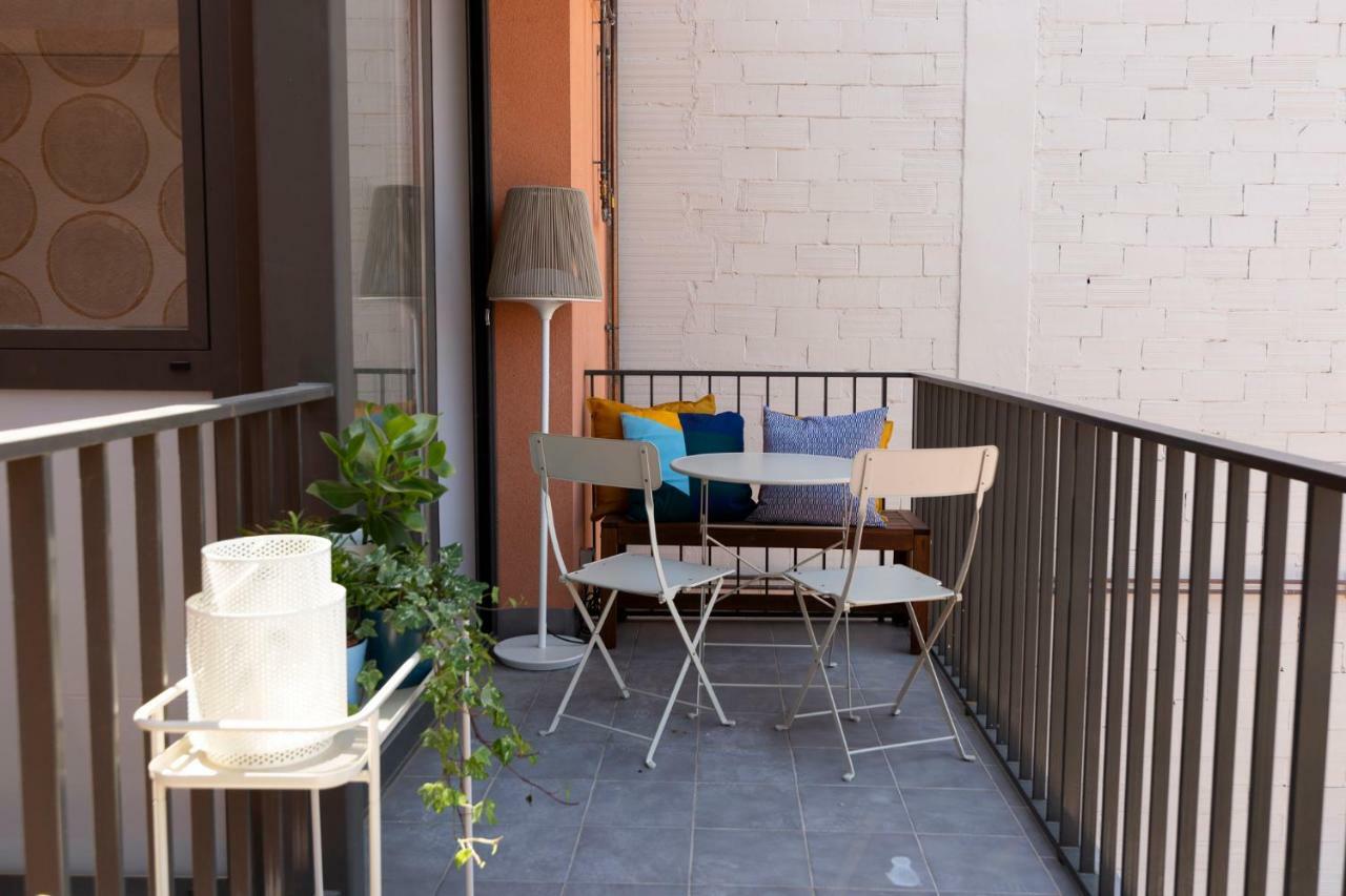 Mediterranean Barcelona Apartments Ngoại thất bức ảnh